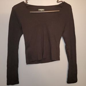 Long sleeve crop top